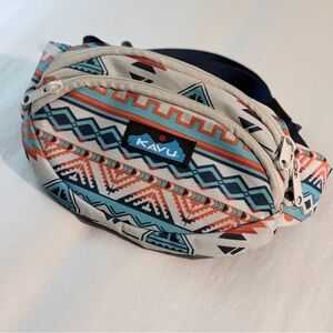 NWOT Kavu Canvas Aztec Southwestern Spectator Fanny/Hip Belt Pack